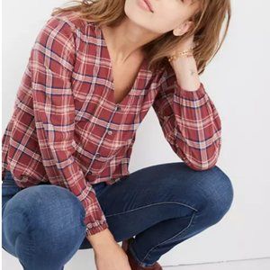 Madewell V-Neck Button-Down Shirt in Stratfield Plaid